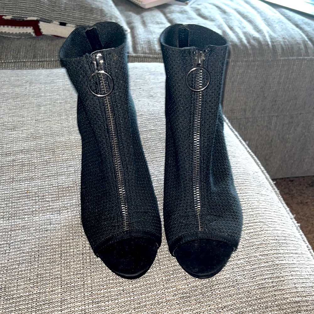 Black 3 inch heels, super comfy